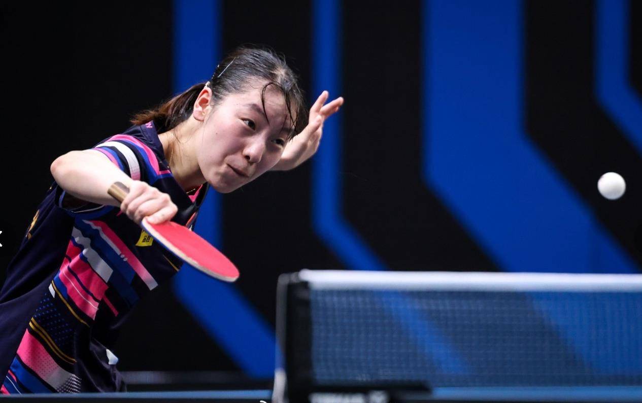 爱游戏体育-Uzi在篮网比赛中爆冷，重返赛场引发热议！